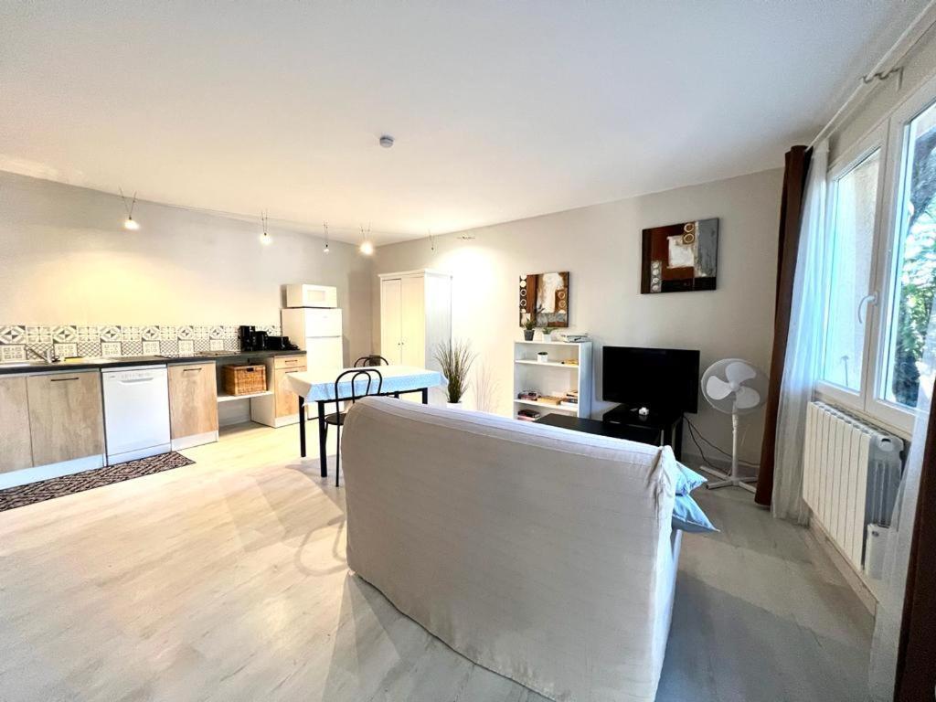 La Vigne Et L'Olivier Apartment Villeneuve-lès-Avignon Екстериор снимка